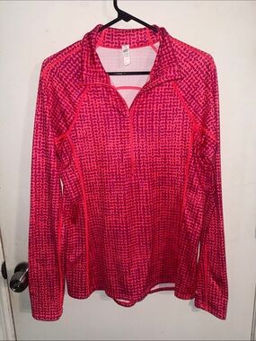 Women's Under Armour Pink Patterned Long-Sleeve Quarter-Zip Top